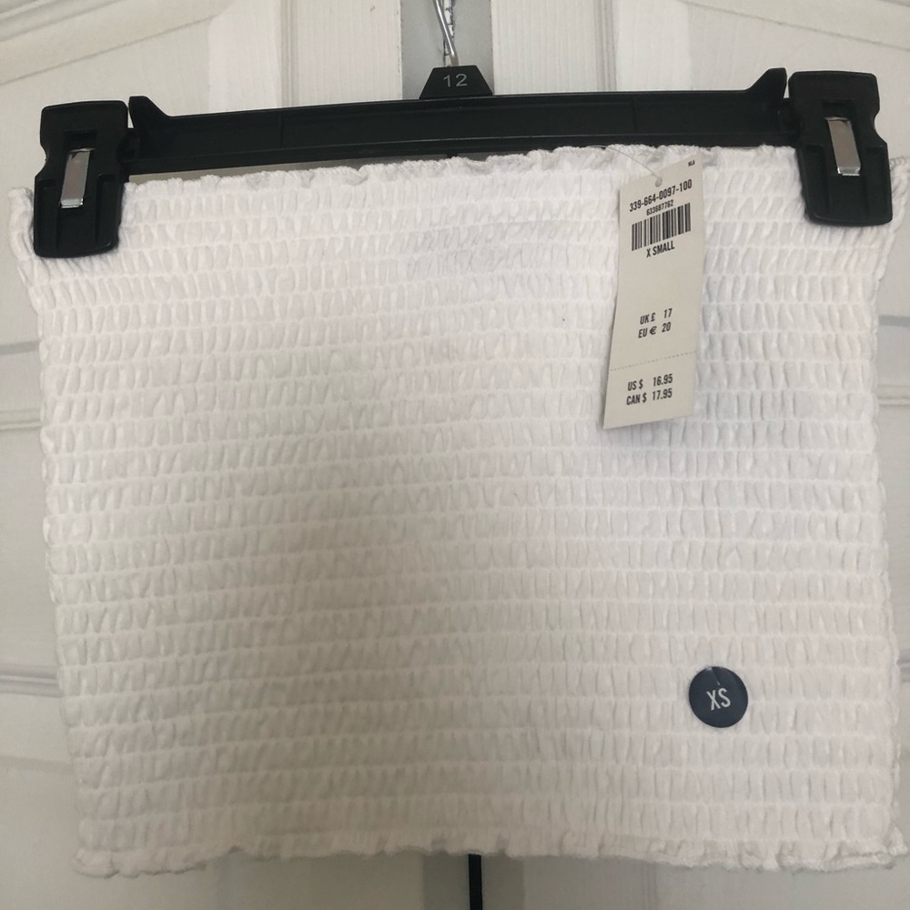 NWT Hollister Crop top